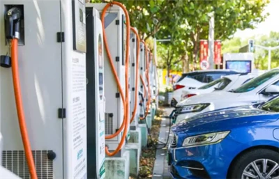 Nieuwe energievoertuigen overschreden de 10 miljoen
